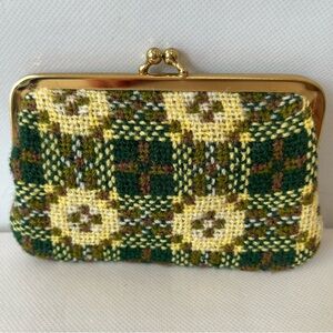 Vintage Welsh Tapestry Kiss Lock Coin Purse Green